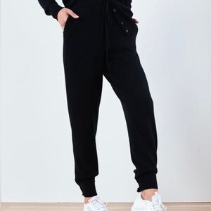 Quince 100% Cashmere Contemporary Minimalist Sz M Jogger Sweatpants